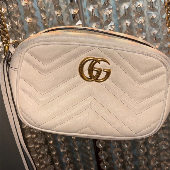 Gucci Handbags - Gucci Beige Chevron Crossbody Bag